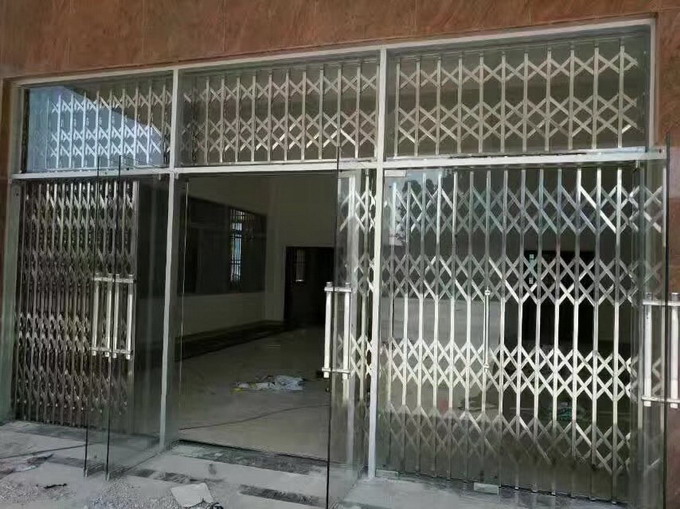 不锈钢卷闸门 定制.jpg 不锈钢卷闸门 定制.jpg