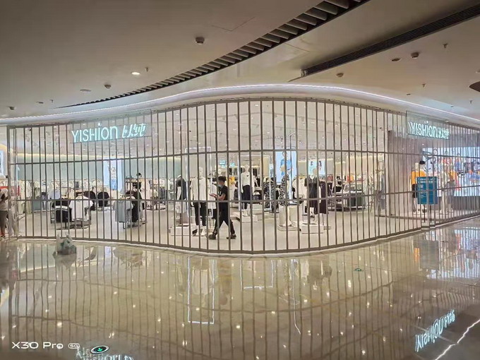 1商场折叠门.jpg 1商场折叠门.jpg